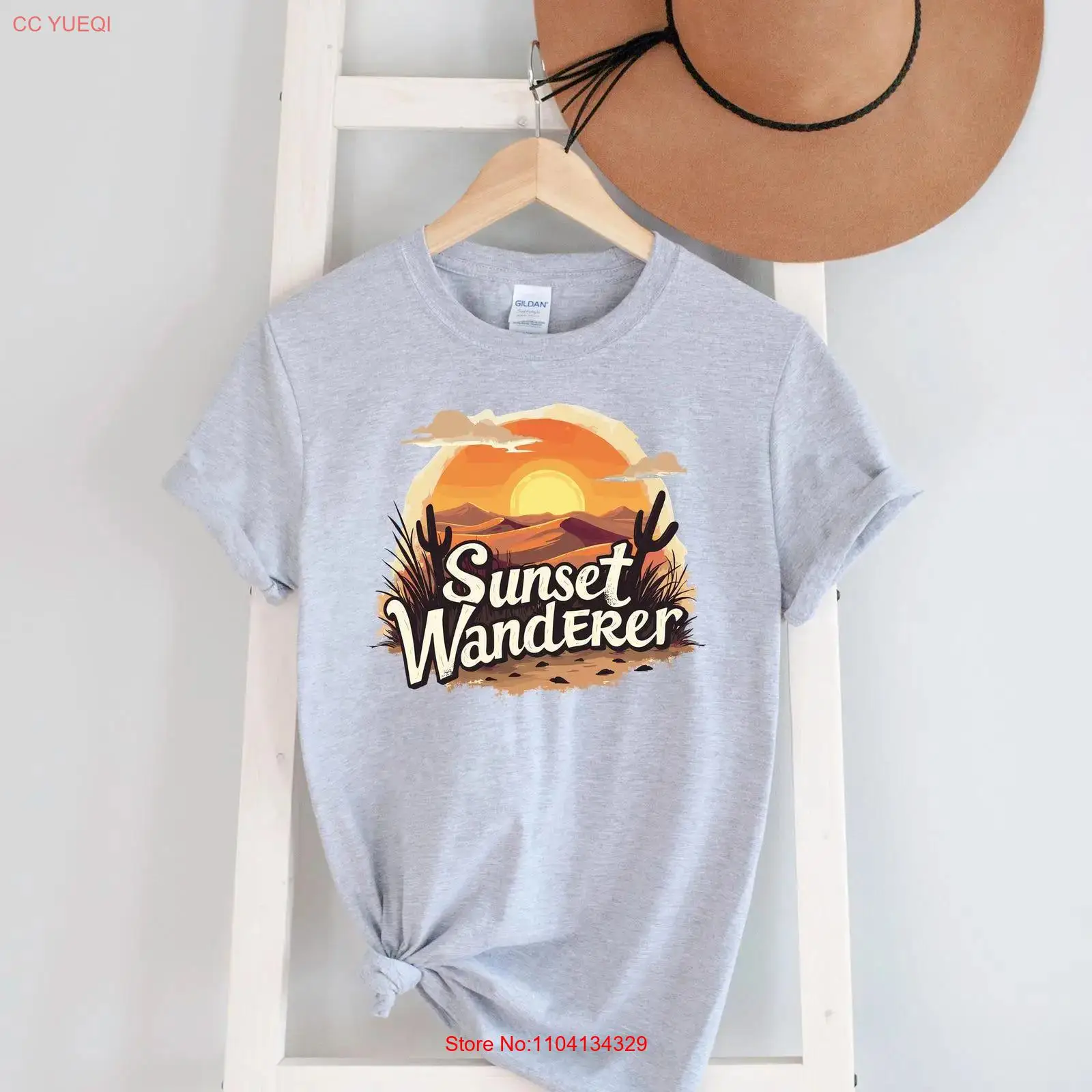 Outdoor Adventure Quotes Short - เสื้อยืดลายวิวทิวทัศน์ที่ได้รับแรงบันดาลใจจากธรรมชาติสำหรับผู้ชื่นชอบกิจกรรมกลางแจ้ง พร้อมคำคมสร้างแรงบันดาลใจสำหรับนักเดินทางไกลและคนรักการผจญภัย