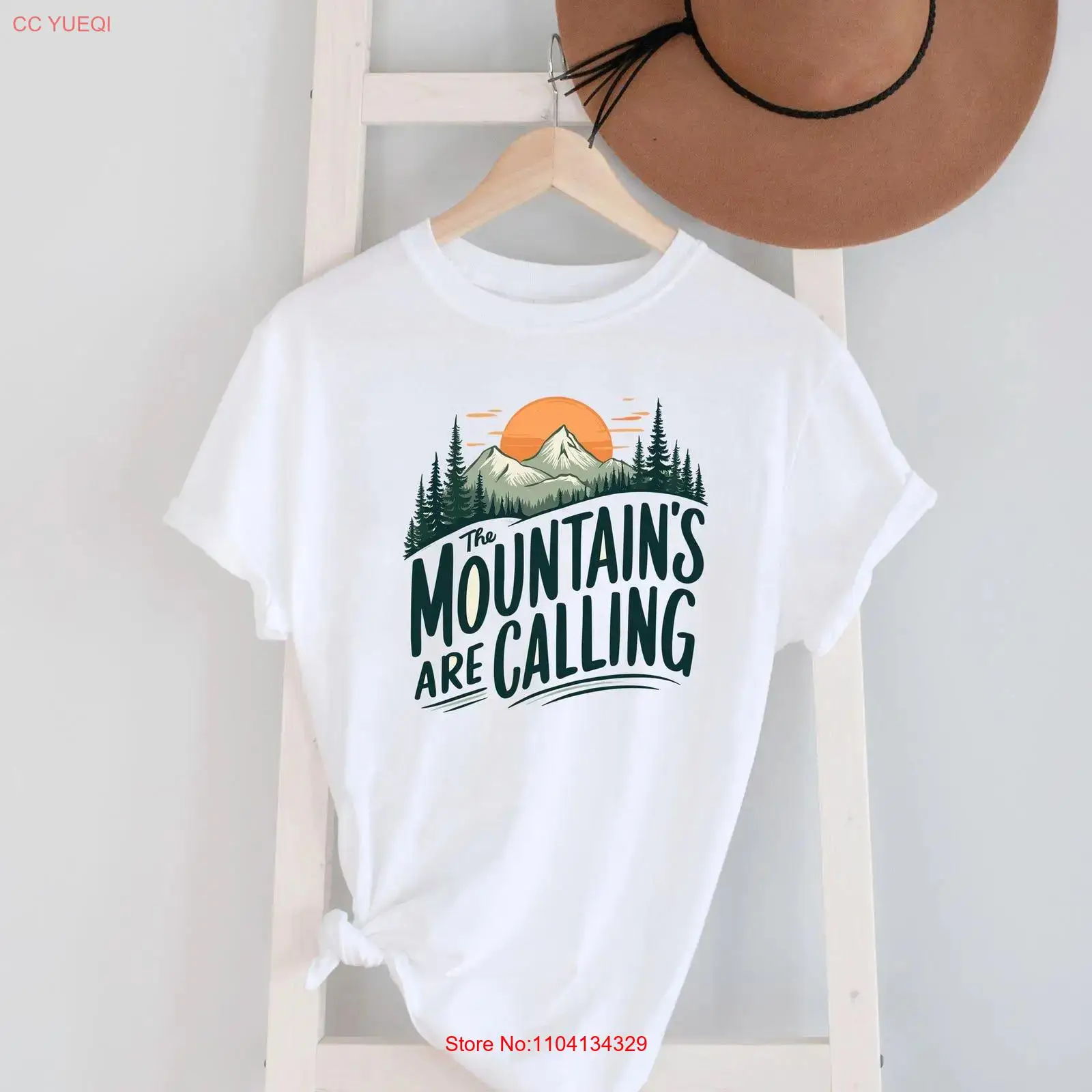 Outdoor Adventure Quotes Short - เสื้อยืดลายภูเขาพร้อมคำคมสร้างแรงบันดาลใจสำหรับนักเดินทางไกล สไตล์วินเทจลุคสตรีทแวร์